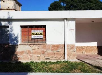 Casa de 5 ambientes, Córdoba · Vendo Vivienda de 3 Dormtiorios - Barrio Primero de Mayo