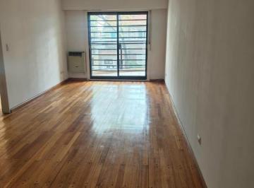 Departamento · 61m² · 3 Ambientes · 1 Cochera · Departamento 3 Ambientes con Balcon y Cochera