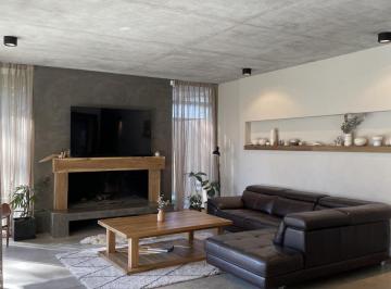 Casa · 450m² · 5 Ambientes · Alquiler 5 Ambientes Bosque Peralta Ramos