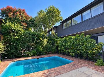 Casa · 80m² · 3 Ambientes · 1 Cochera · Casa Dúplex en Venta en San Isidro, G. B. a. Zona Norte, Argentina