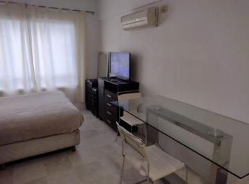 Departamento de 1 ambiente, Almirante Brown · Monoambiente en Excelente Ubicacion con Cochera Cubierta
