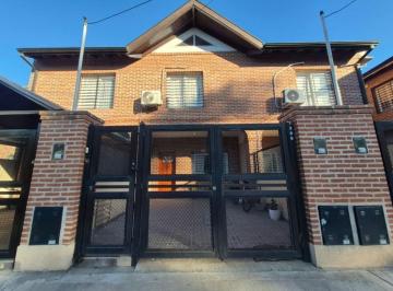 Departamento de 3 ambientes, Esteban Echeverría · Hermoso Duplex en Venta!