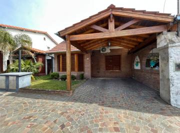Casa de 6 ambientes, Tres de Febrero · Casa 6 Ambientes - Venta - Ciudad Jardin