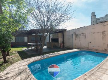 Casa · 119m² · 5 Ambientes · 1 Cochera · Venta Casa 3 Dorm. Alto Alberdi Córdoba