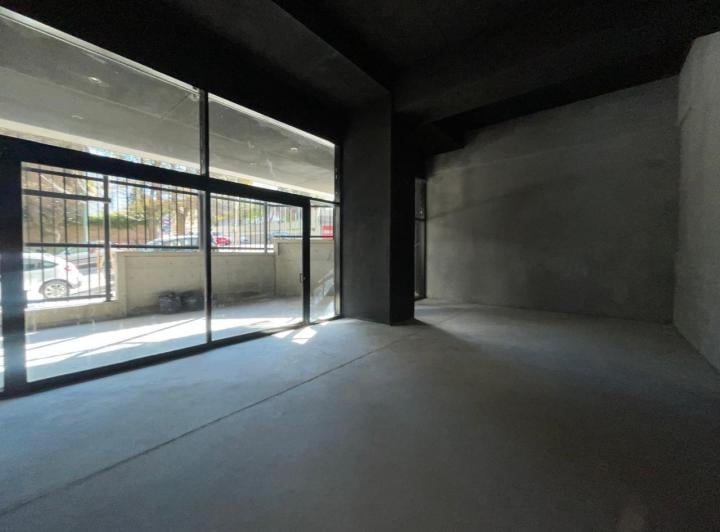 Local comercial · 272m² · 1 Ambiente