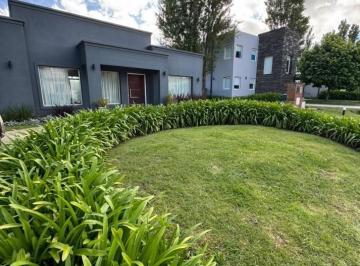 Campo en Venta de 4 ambientes Rumenco · Rumenco Casa en Venta 4 Amb