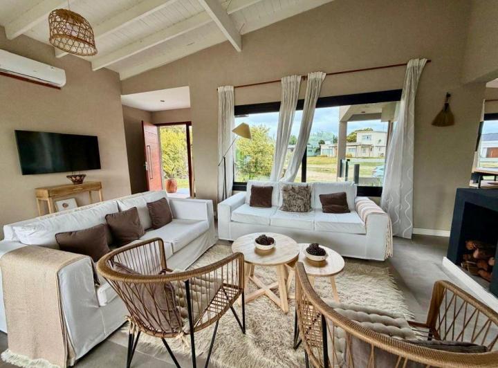 Casa · 30m² · 4 Ambientes · 1 Cochera