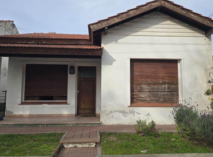Casa · 143m² · 3 Ambientes · 1 Cochera