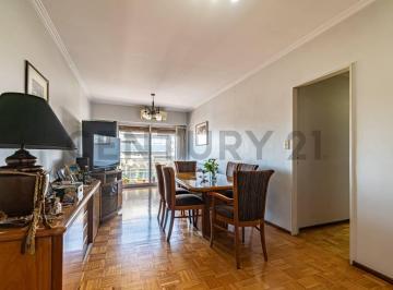 Departamento · 79m² · 4 Ambientes · 4 Ambientes Al Frente con Balcón | Piso 6 | Orientación Norte | Parque Patricios