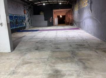 Bodega-Galpón , Caballito · Av Donato Alvarez 247. - 8x58 480 m²