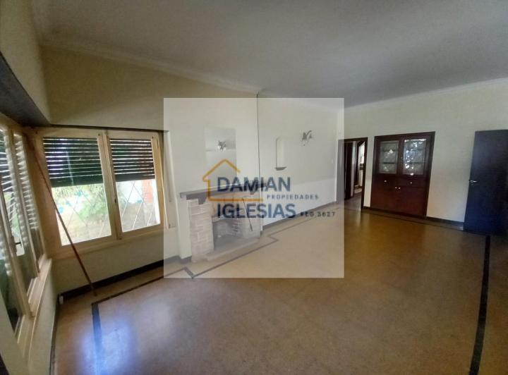Casa · 130m² · 5 Ambientes · 1 Cochera