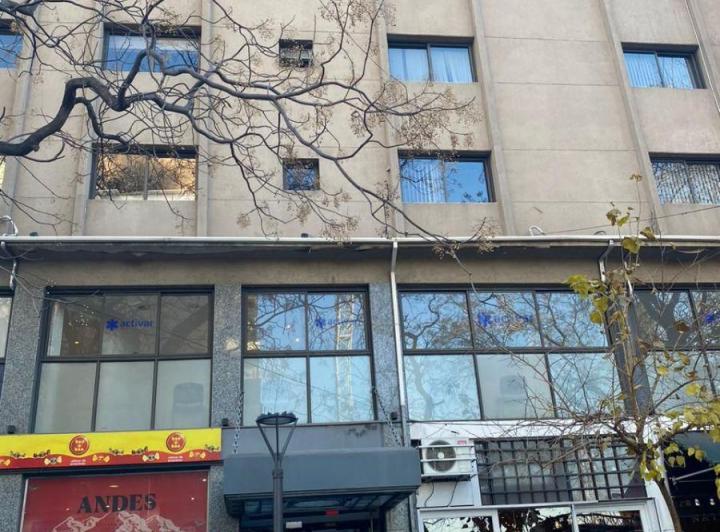 Oficina comercial · 90m² · 5 Ambientes