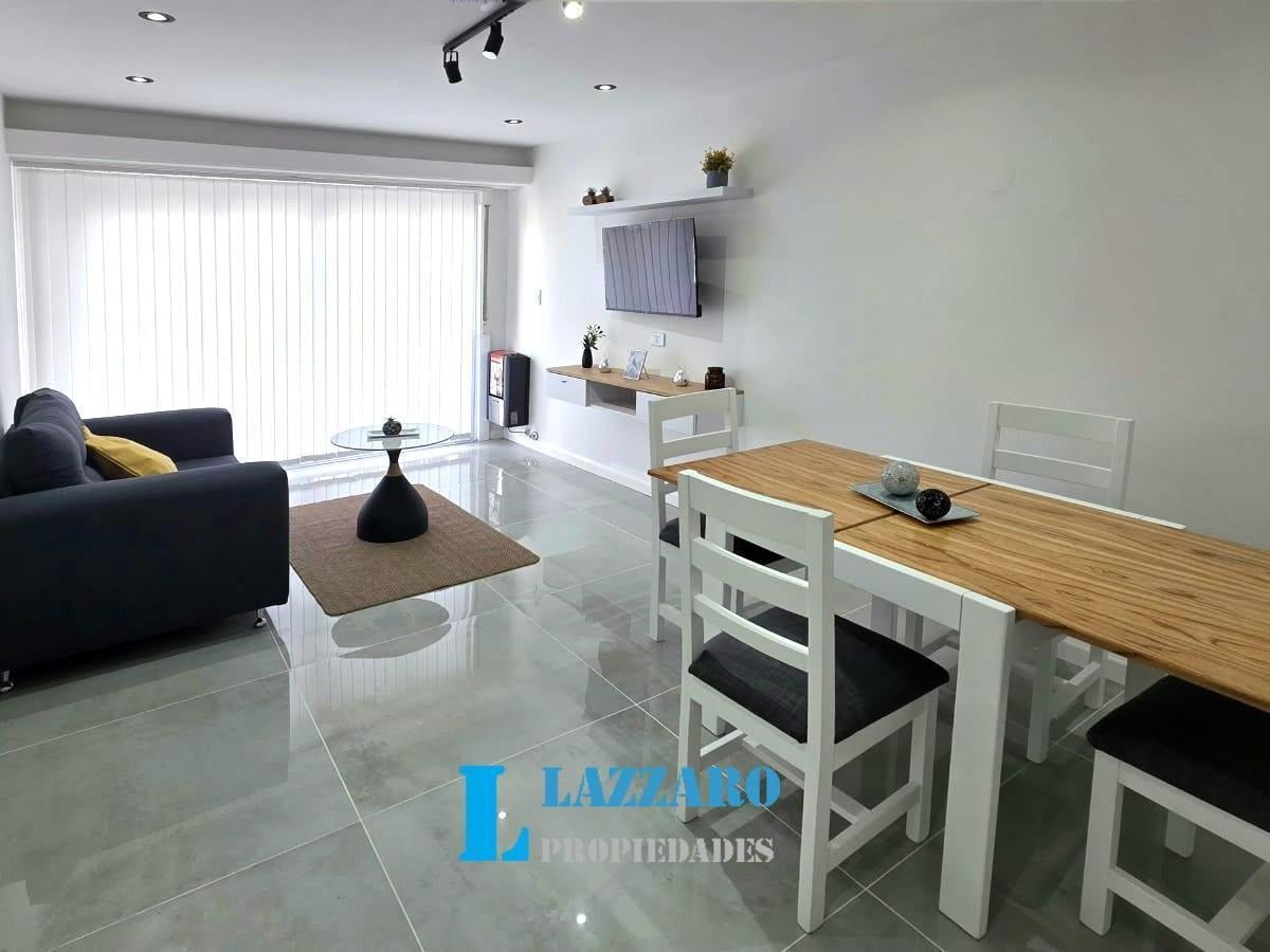 Departamento en venta 2 ambientes con dependencia externo con balcón saliente