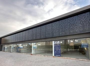Local comercial · 88m² · 2 Ambientes · 1 Cochera · Local - Docta Boulevard