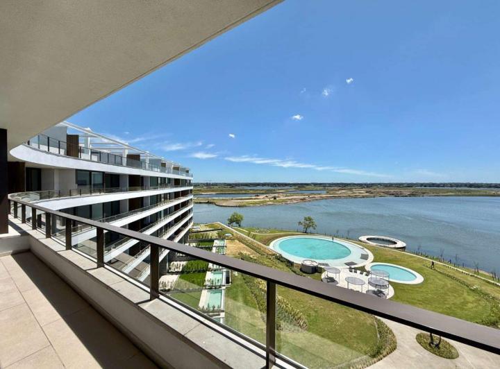 Departamento · 179m² · 4 Ambientes · 3 Cocheras
