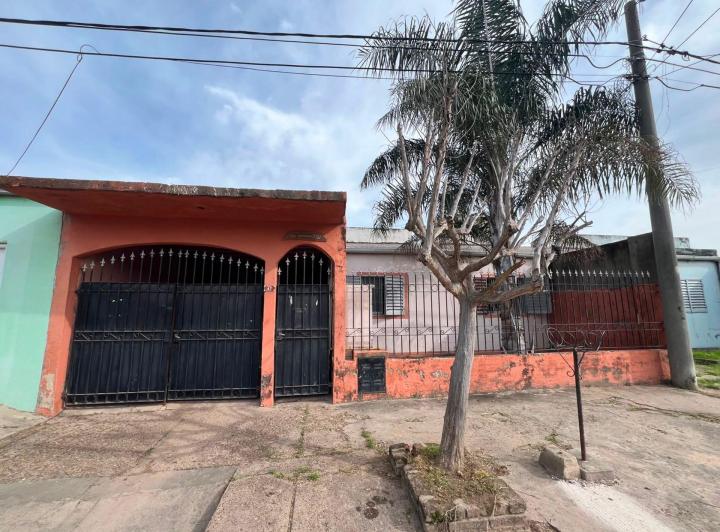 Casa · 64m² · 3 Ambientes · 1 Cochera
