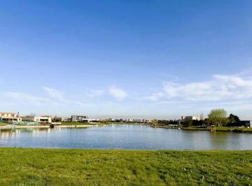 Terreno · 923m² · Venta Lote Al Agua, B°san Sebastián, Escriturado!