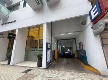 Garage · 12m² · Venta Cochera Cubierta en Recoleta Doble Ingreso
