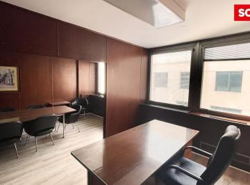 Oficina comercial · 72m² · 3 Ambientes · Venta Oficina en Av de Mayo y Peru, Monserrat. Oportunidad.