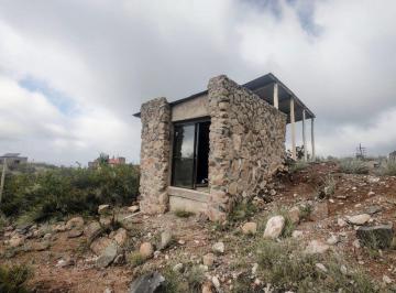Casa · 15m² · 1 Ambiente · Venta Quincho y Pileta La Crucesita
