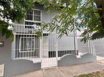 Casa · 69m² · 4 Ambientes · 1 Cochera · Venta de Duplex 3 Hab. en Zona Huiliches - Neuquen, Capital