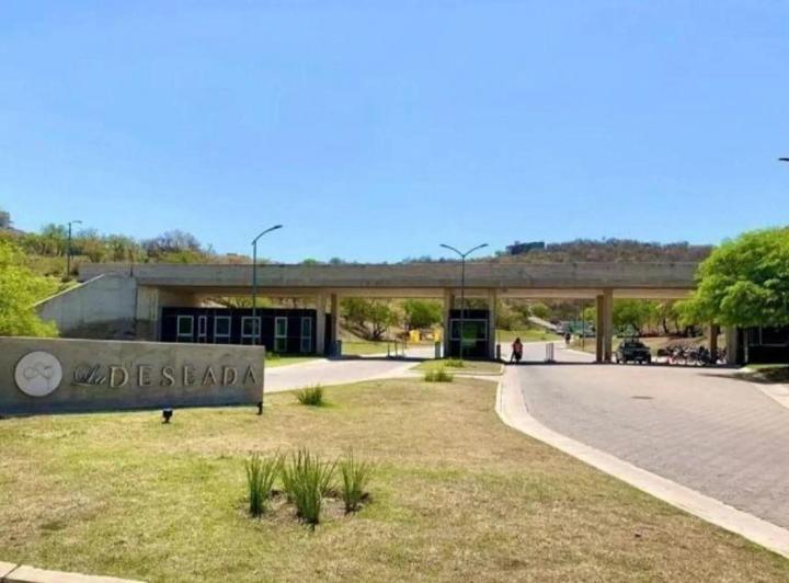 Terreno · 1100m²