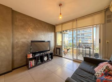 Departamento · 38m² · 2 Ambientes · Venta Departamento de 1 Dormitorio con Balcón Barrio Martin, Rosario
