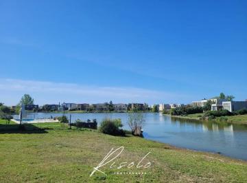 Terreno · 850m² · Lote en Venta, Fondo a La Laguna. Barrio Cerrado, Escobar