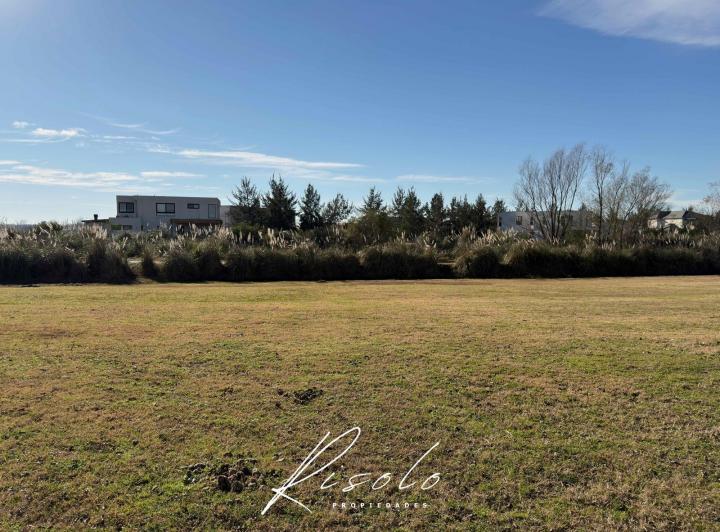 Terreno en venta en El Naudir