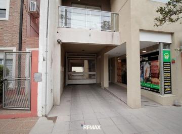 Garage · Cocheras Guemes 900