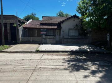 Casa de 4 ambientes, La Matanza · Casa de 500 m² con 2 Dorm. en Venta en González Catán