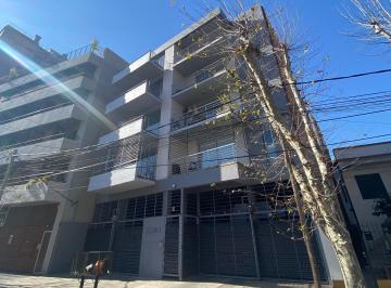 Departamento de 2 ambientes, Tigre · Departamento en Alquiler 2 Ambientes con Cochera Cubierta en Tigre Centro