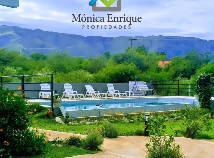 Hotel · 296m² · 10 Ambientes · 4 Cocheras
