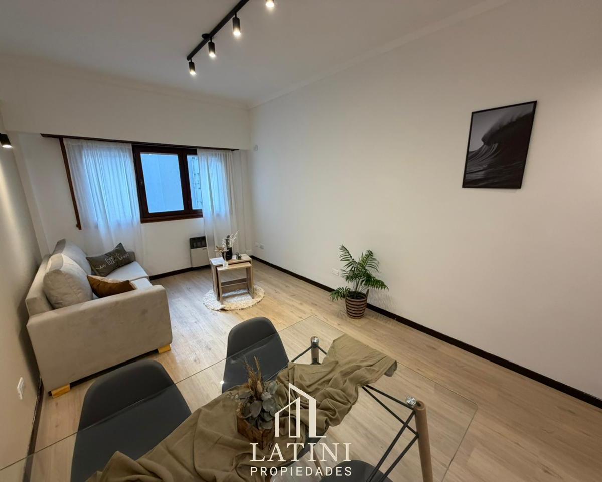 Departamento de 2 ambientes con dependencia y muebles a estrenar