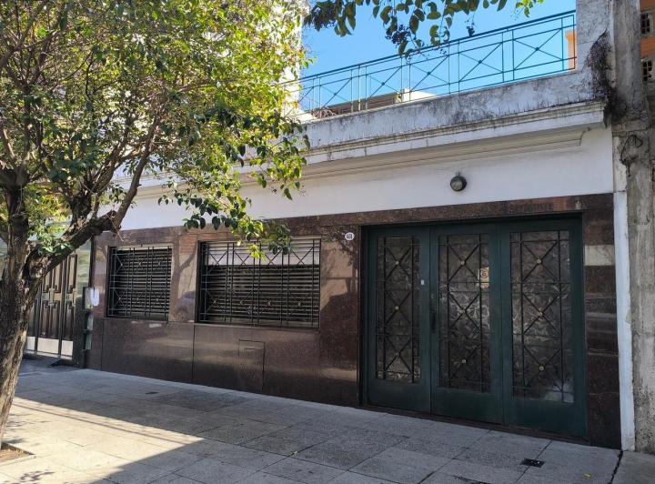 Casa · 167m² · 6 Ambientes · 1 Cochera