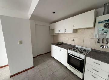 Departamento · 40m² · 2 Ambientes · Departamento en Alquiler de 1 Dormitorio Echesortu