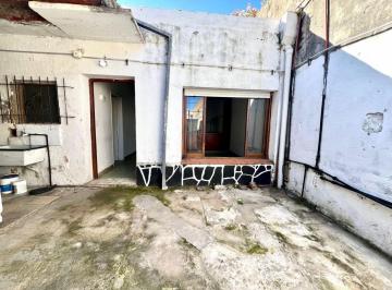 PH de 3 ambientes, San Isidro · PH de 3 Ambientes con Patio Sin Expensas
