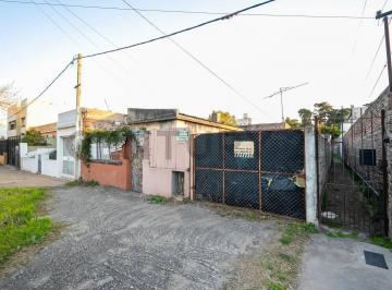 PH · 52m² · 2 Dormitorios · PH Al Frente a Reciclar en Venta