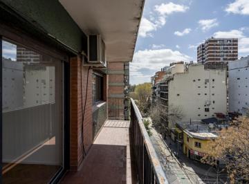 Departamento · 39m² · 2 Ambientes · Venta Departamento 2 Ambientes Al Frente, Piso Alto, Balcón Corrido y Mucha Luz en Las Cañitas