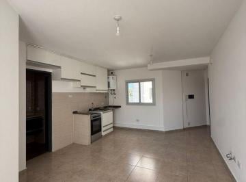 Departamento de 2 ambientes, Córdoba · Departamento con Balcón | Piso 3 | Duarte Quiros 2135
