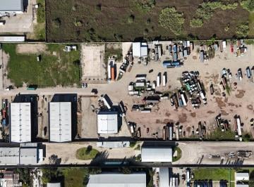 Bodega-Galpón · 10526m² · Lote en Venta Apto Galpon Zona Mercado de Abasto con Seguridad
