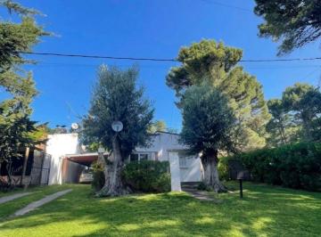 PH de 6 ambientes, Pehuen-có · Casa con Departamento Independiente en Pehuén Co