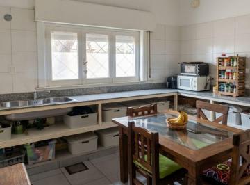 PH · 100m² · 3 Ambientes · 1 Cochera · PH en Saavedra