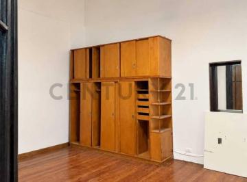 Casa · 100m² · 4 Ambientes · ¡Excelente PH de 4 Ambientes en Alquiler en Caballito!