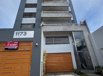 Garage , Lomas de Zamora · Venta de Cochera en Banfield