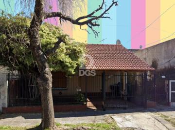 Casa · 95m² · 3 Ambientes · 1 Cochera · Casa en Alquiler en Banfield, Lomas de Zamora, G. B. a. Zona Sur