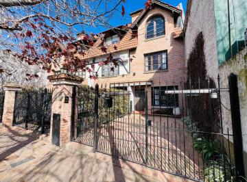 Casa · 144m² · 5 Ambientes · 1 Cochera · Casa 5 Ambientes en Venta en Martínez