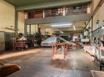 Bodega-Galpón · 296m² · 4 Ambientes · Galpón en Venta con Fuerza Motríz y Oficinas, Gerli, Lanús Este
