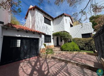 Casa de 15 ambientes, Ciudad de Mendoza · Magnífica Casa en Espejo y Av Belgrano | Apta Desarrollo Inmobiliario