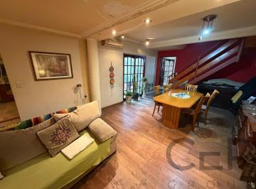 Casa · 162m² · 5 Ambientes · 1 Cochera · Casa en Caballito Norte